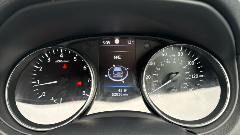 Nissan Qashqai 1.3 DiG-T Acenta Premium 5dr Petrol Hatchback